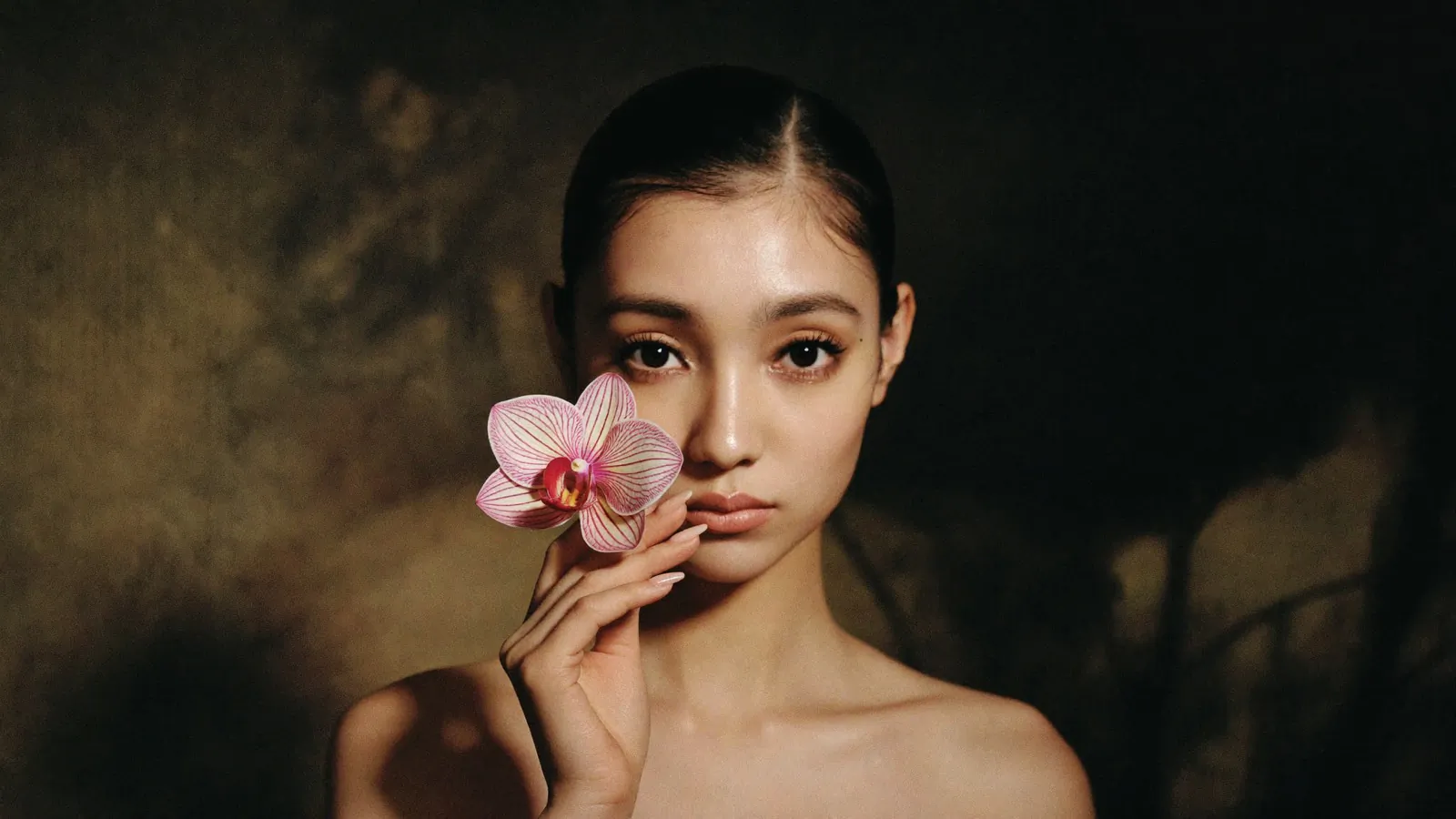 Nails & Lashes by Shru beauty editorial